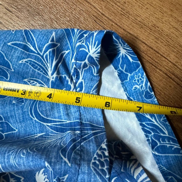 Tommy Bahama swim trunks - Picture 6 of 6